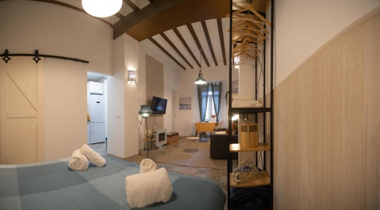 Gades Ha Loft Apartment กาดิซ ภายนอก รูปภาพ
