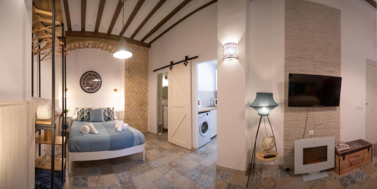 Gades Ha Loft Apartment กาดิซ ภายนอก รูปภาพ